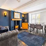 Ross * Hawkshead